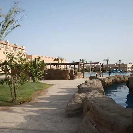 Pyramisa Beach Resort Sahl Hasheesh - Studio Apartment-2