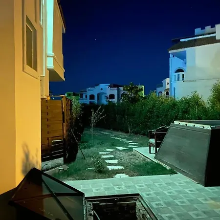 Elgouna Way - Private Studio With Roof-2