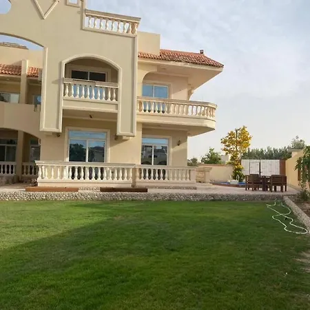 Nearby Elgouna - Villa With Private Pool, Garden-3
