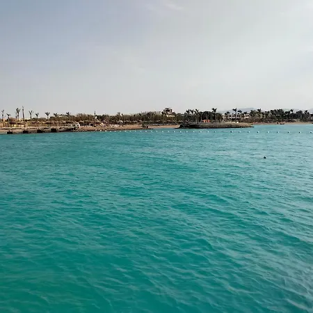 One Bedroom Suite With Aqua View At Mirage Bay Resort-2