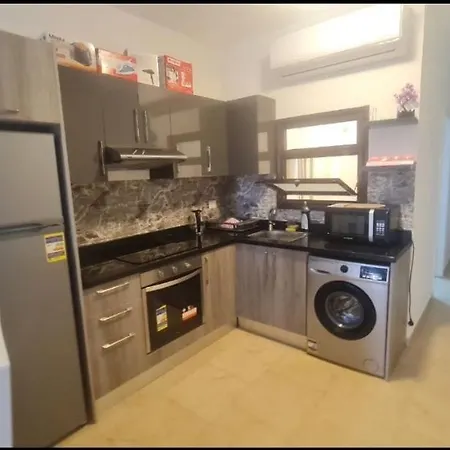 Beautiful 2 Bedroom Apartment Overlooking The Sea And Swimming Pools For Recreation And Spending Time With The Beauty Of Nature-3