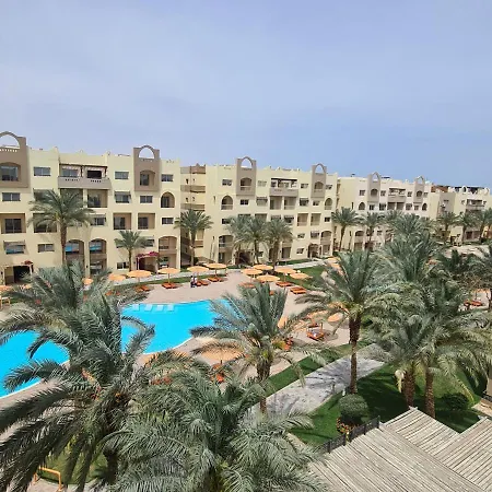 1 Bedroom With Beach And Pool In Nubia Resort Hurghada-3