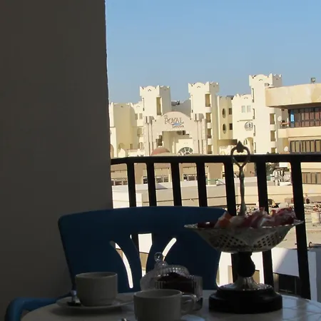 Apartments Seapearl Near The Sea Redsealine-3