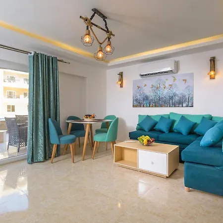 Bright 2-Bedroom Apartment In Selena Bay, Pool & Beach-3