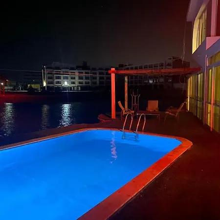 Amazing Villa With Private Beach And Swimming Pool-2