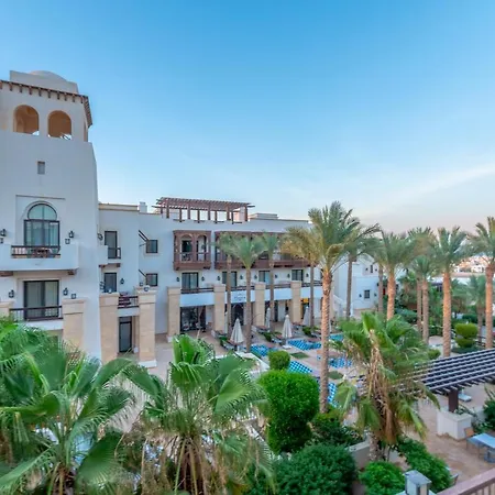 Classy 1-Bedroom Apartment In Ancient Sands With Pool View-2