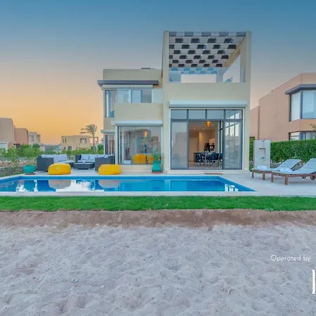 Bytk - Casa De Familia-2
