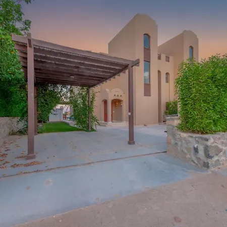 3Br Family Villa In Sabina, El Gouna. Lagoon & Private Pool-2