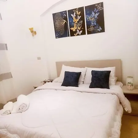 Luxury One Bedroom In West Golf With Sharing Pool And Wifi-2