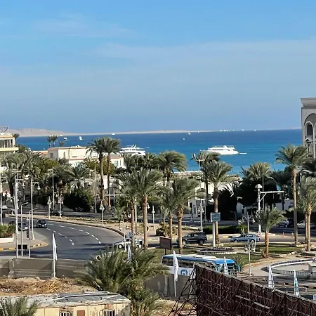 Charming 1-Bed Apartment In Hurghada Aldau Heights-3