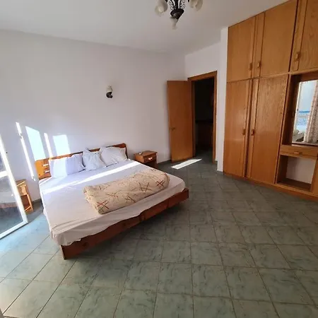 1Bed Room Apartment Sheraton St-2
