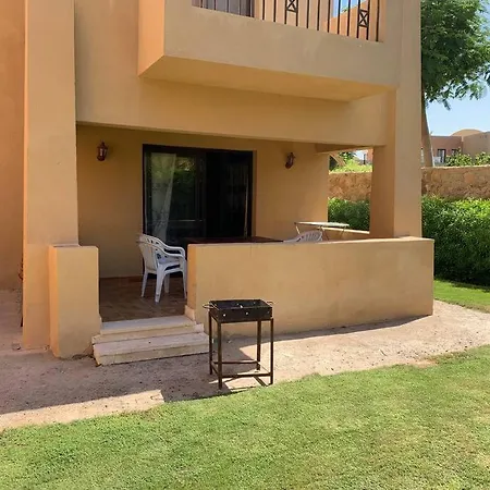 Lovely 1 Bedroom Chalet With A Pool At Stella Makadi-2