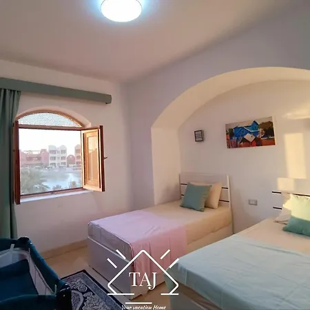 Taj Home, Chic 3Br Villa. Heated Pool & Lagoon View. 2Minutes To Marina.-3