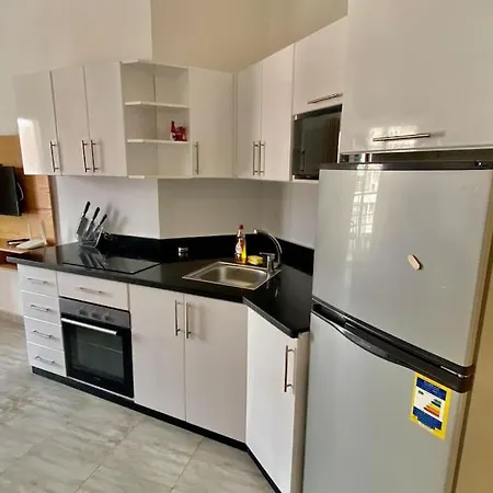 Modern 2 Bedroom Apartment @ Aqua Palms Resort-3