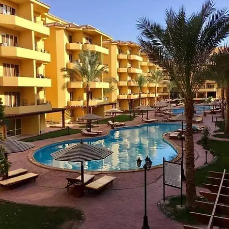 British Resort-2