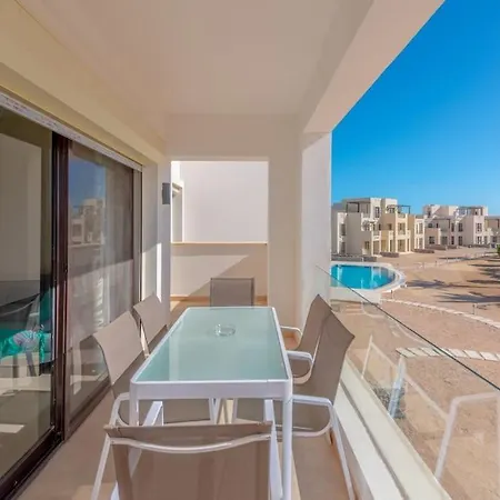 Bright 2-Bedroom Apartment With Golf Course & Pool View L Cyan, El Gouna-2