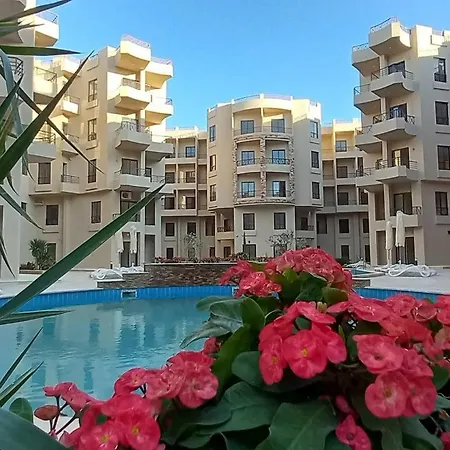 Turquoise Oasis With 3 Pools!-2