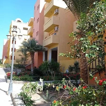 Flat at the seaside-3