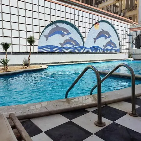 Sheraton Plaza Apartments 211-2