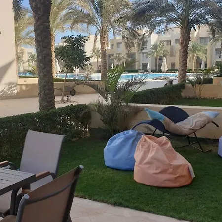 Mangroovy - 1Br Gf +2 Wall Beds Garden & Pool View-3
