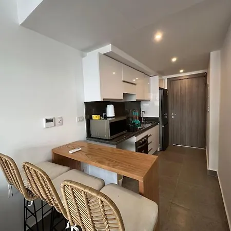 Ground Floor 2 Bedroom In Sholan 2 With Direct Pool Access-3