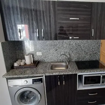 Aqua Palms Resort And Apartments-3