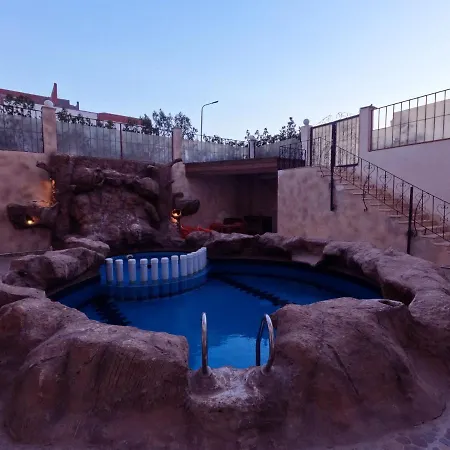 One Bedroom Apartment With Pool Access-3