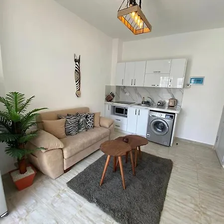 1 Bed Apartment - Balcony Pool Parking-2
