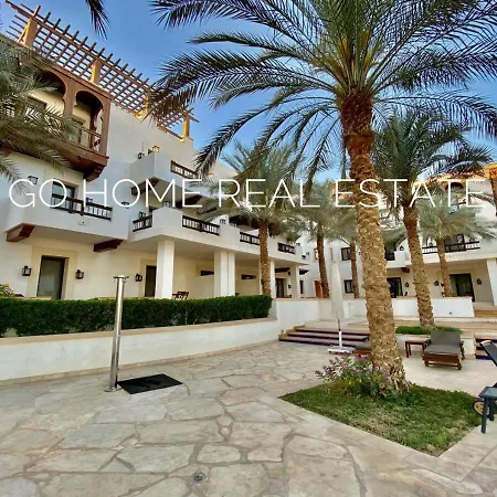 Luxury 2 Bedroom Apartment @ Ancient Sand-2