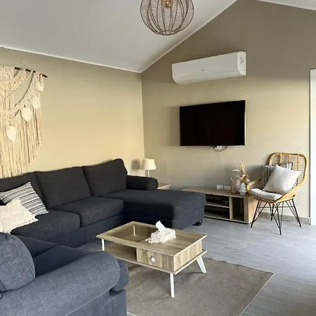 2 Bedroom Villa With Private Heated Pool In Gouna-2