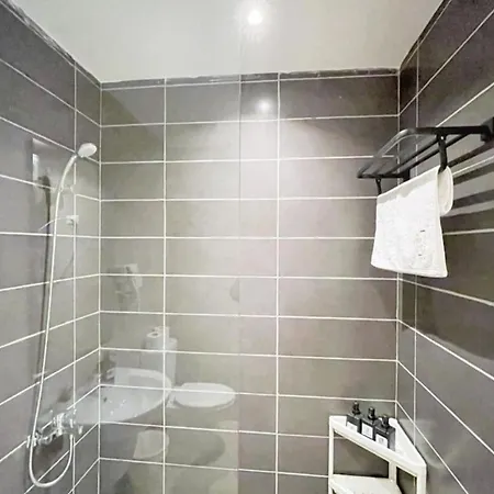 Soothing 1 Bdr Studio G Cribs-2