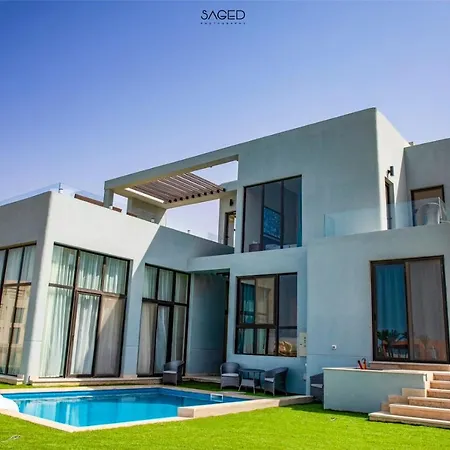 4 Bedrooms Villa In Tawila-3