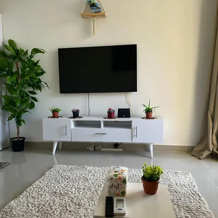 Cozy Studio In G Cribs-2