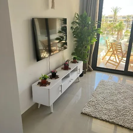 Cozy Studio In G Cribs-3