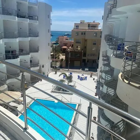 Elegant Sea View Apartment-2