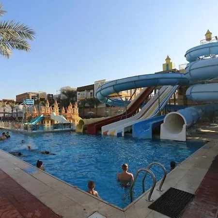 A Two-Room A Chalet In The Village Of The Mirage Bay Aqua Park Village-3