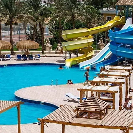 Mirage Apartments & Aqua Park-2