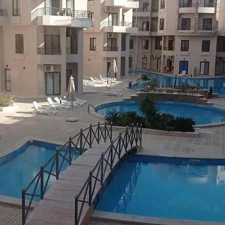 Lovely Big 3 Bedroom Flat/ Apartment Brand New With View-3