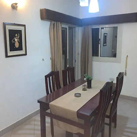 شقة سكنية ذات طابع عائلى متميز بها كافة الامكانيات من فلتر ماء وواى فاى-2