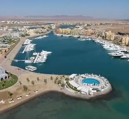 Luxurious Villa With Infinity Private Pool & Jacuzzi Over Sabina Island'S Lagoon-2