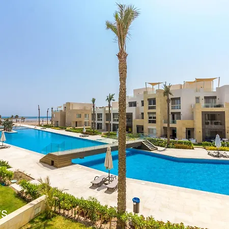 Ollystays Mangroovy Seaview 2Br Beach And Pool Free Access-3