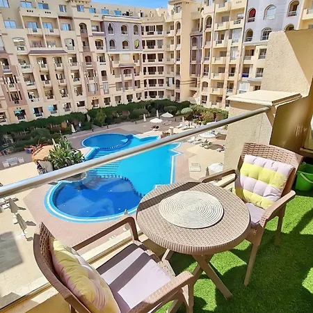Florenza Blue Sky & Poolview Studio Hurghada-3