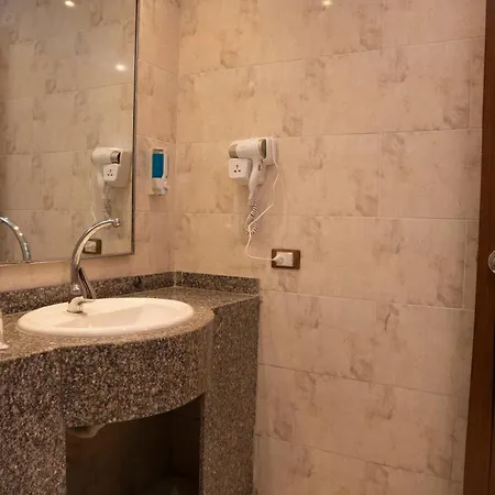 Dexon Roma Hotel-3
