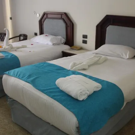 Golden 5 Diamond Beach Hotel & Resort-3