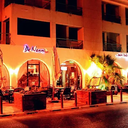 Jewels La Perla Hotel-2