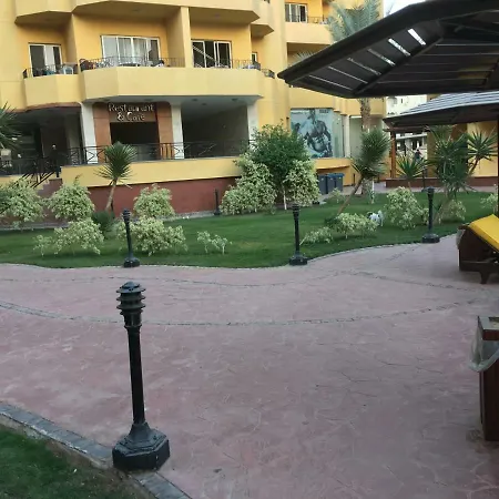 Pool View Apartment At British Resort Unit 221-3