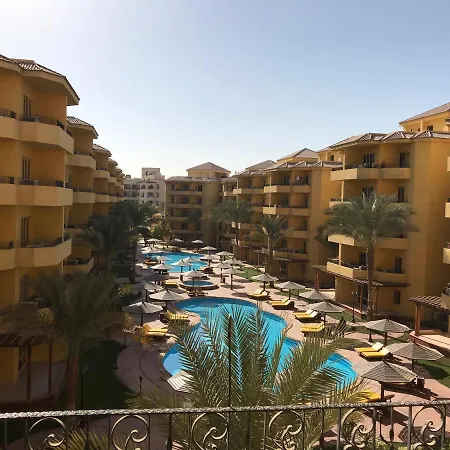 Pool View Apartments At British Resort - Unit 15-2