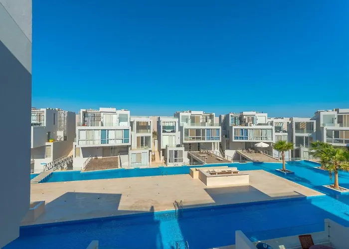 Huisdiervriedelijke Modern 1-Bedroom Apartment in Sholan, El Gouna. Pool View Hurghada