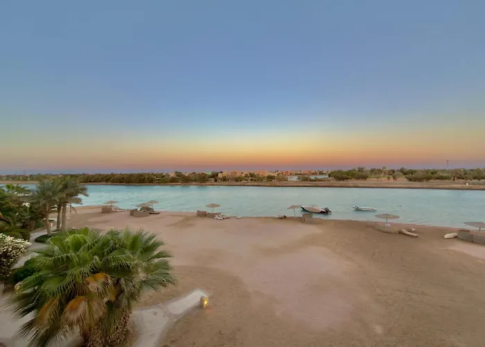 Lagoon view 1-bedroom apartment in West Golf El Gouna Hurghada